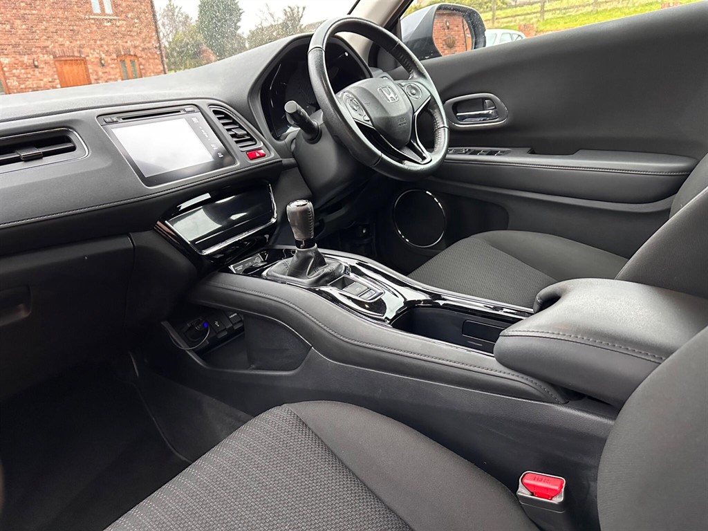 Used Honda HR-V 2015 for sale - 77326589: Photo 20