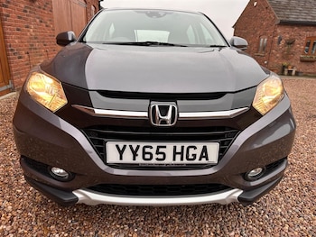 Used Honda HR-V 2015 for sale - 77326589: Photo