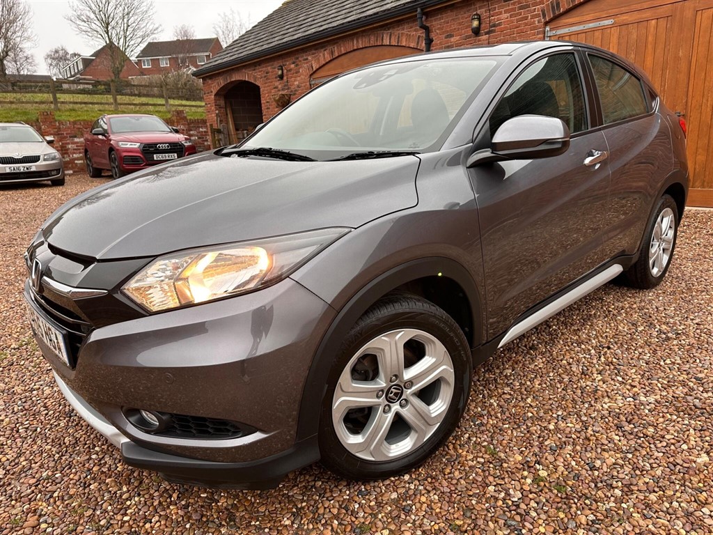 Used Honda HR-V 2015 for sale - 77326589: Photo 3