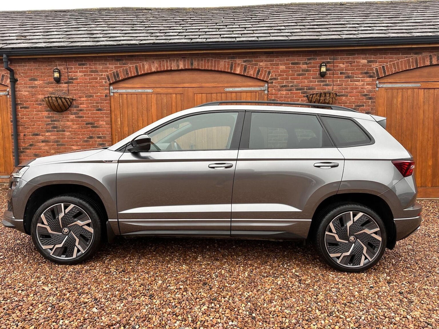 Used Skoda Karoq 2023 for sale - 77638709: Photo 5