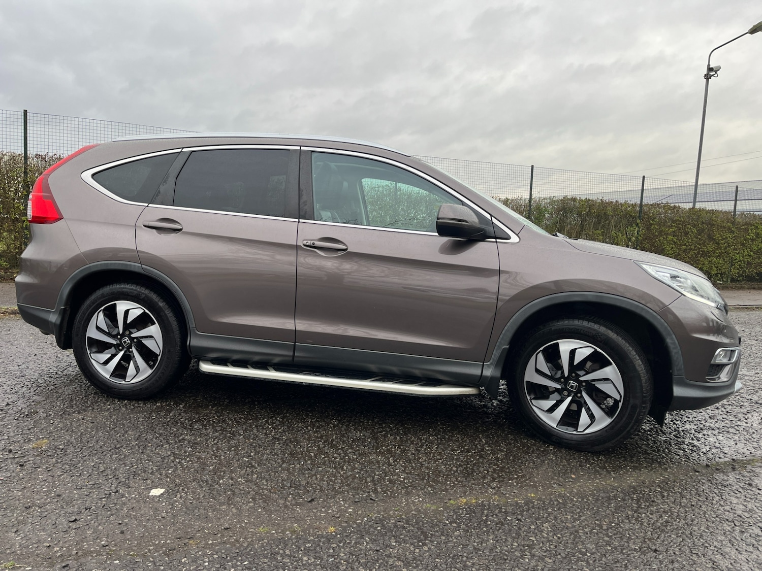 Used Honda CR-V 2017 for sale - 76805031: Photo 1