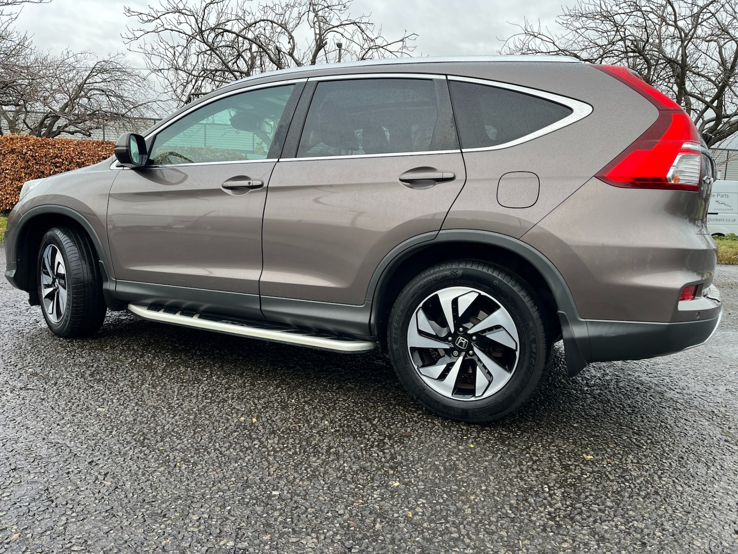 Used Honda CR-V 2017 for sale - 76805031: Photo 2