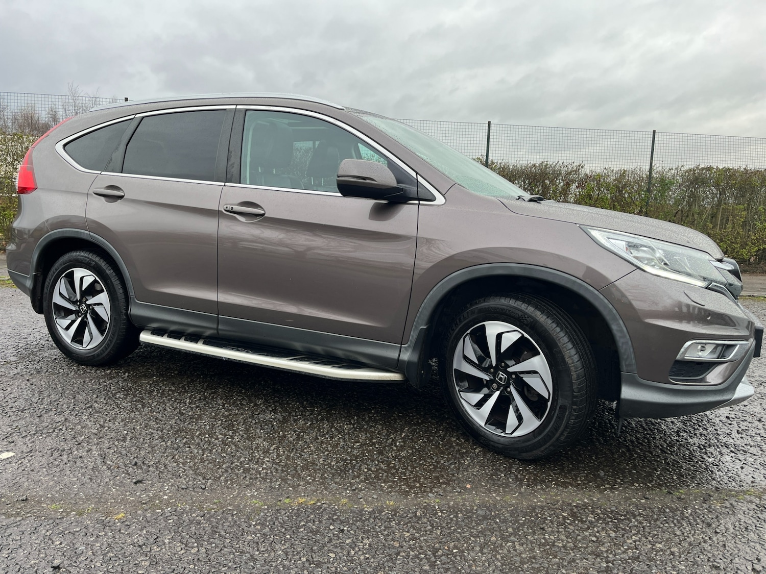 Used Honda CR-V 2017 for sale - 76805031: Photo 3