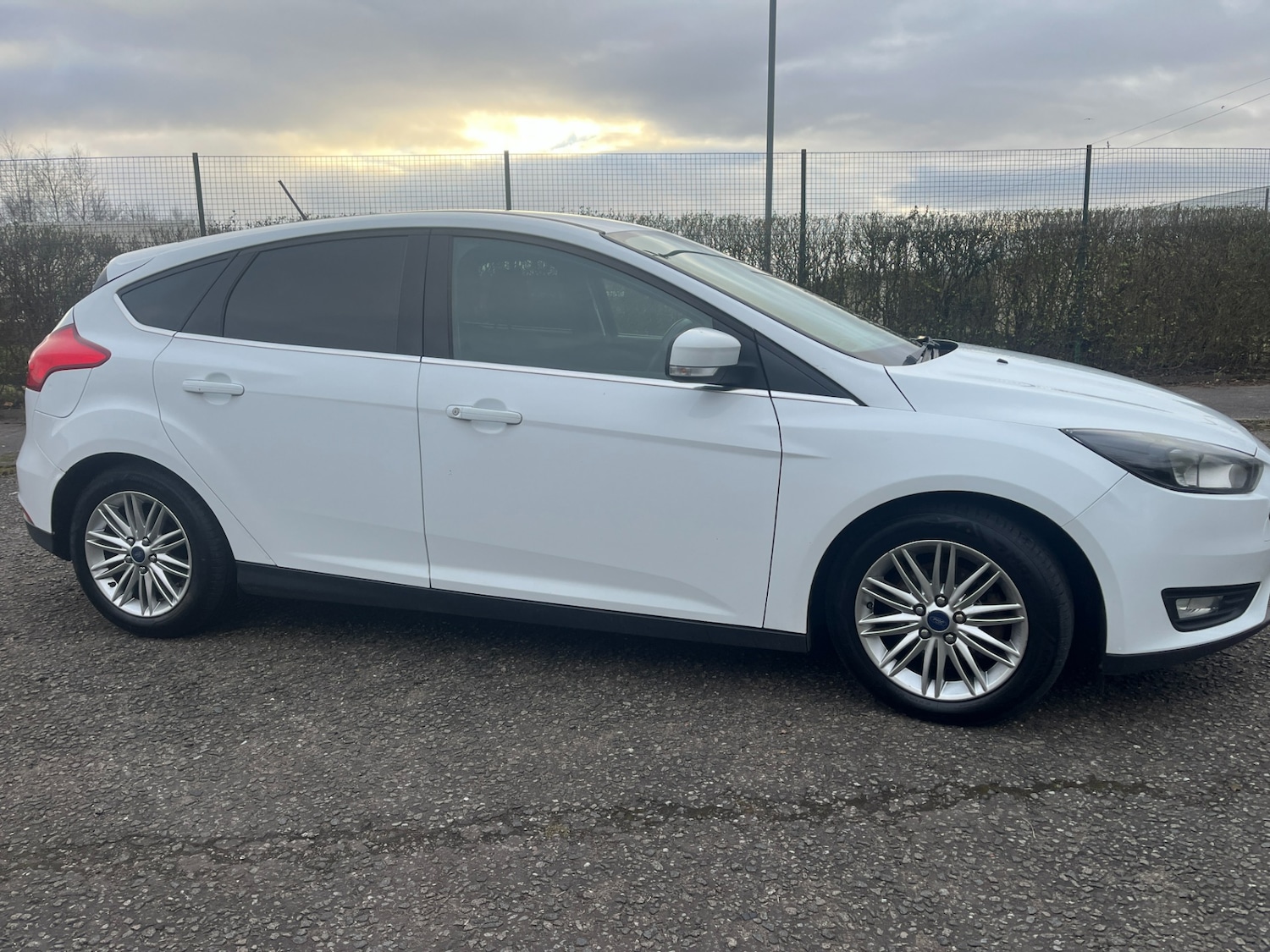 Used Ford Focus 2017 for sale - 77997336: Photo 4