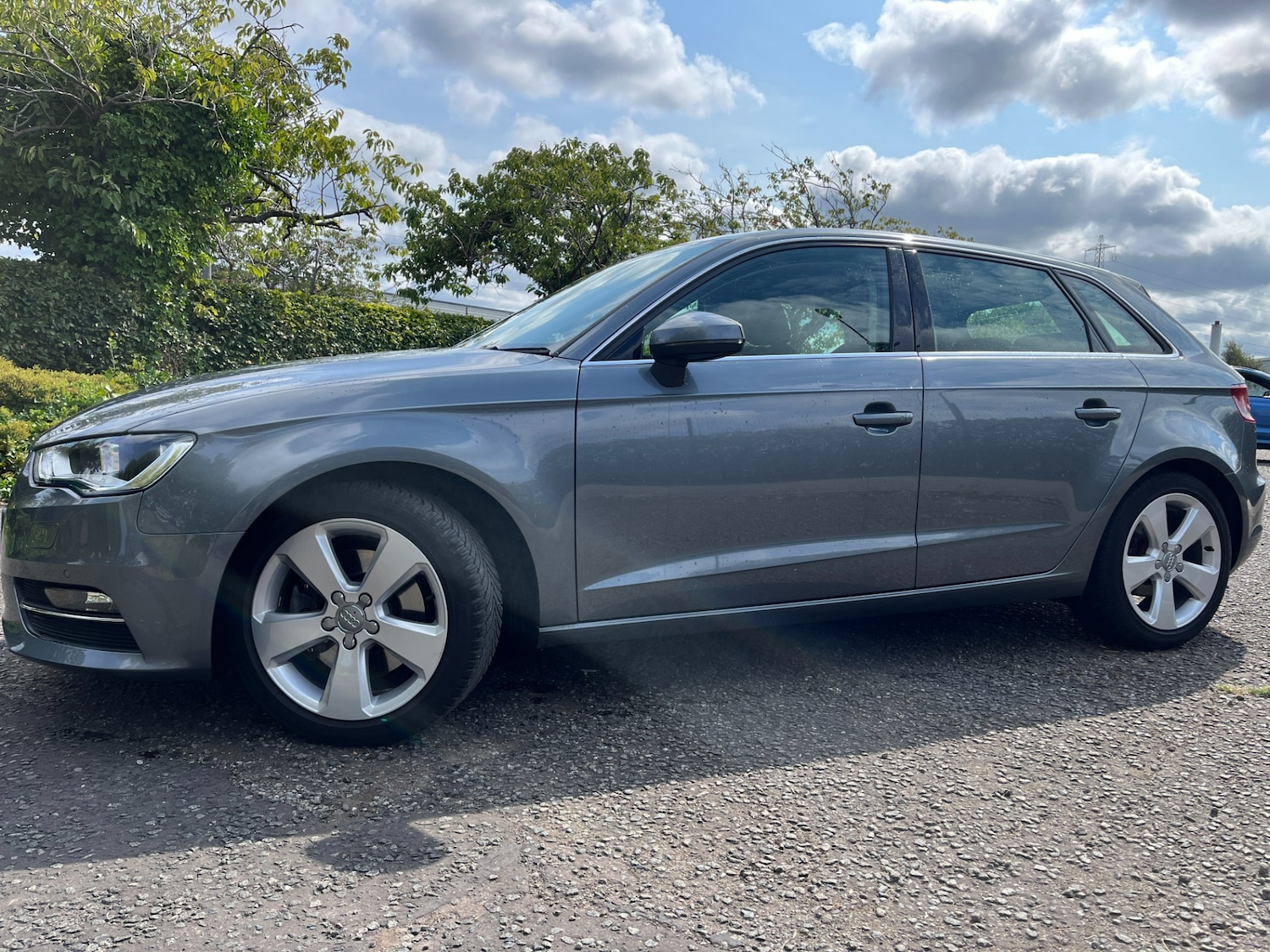 Used Audi A3 2013 for sale - 76877369: Photo 2