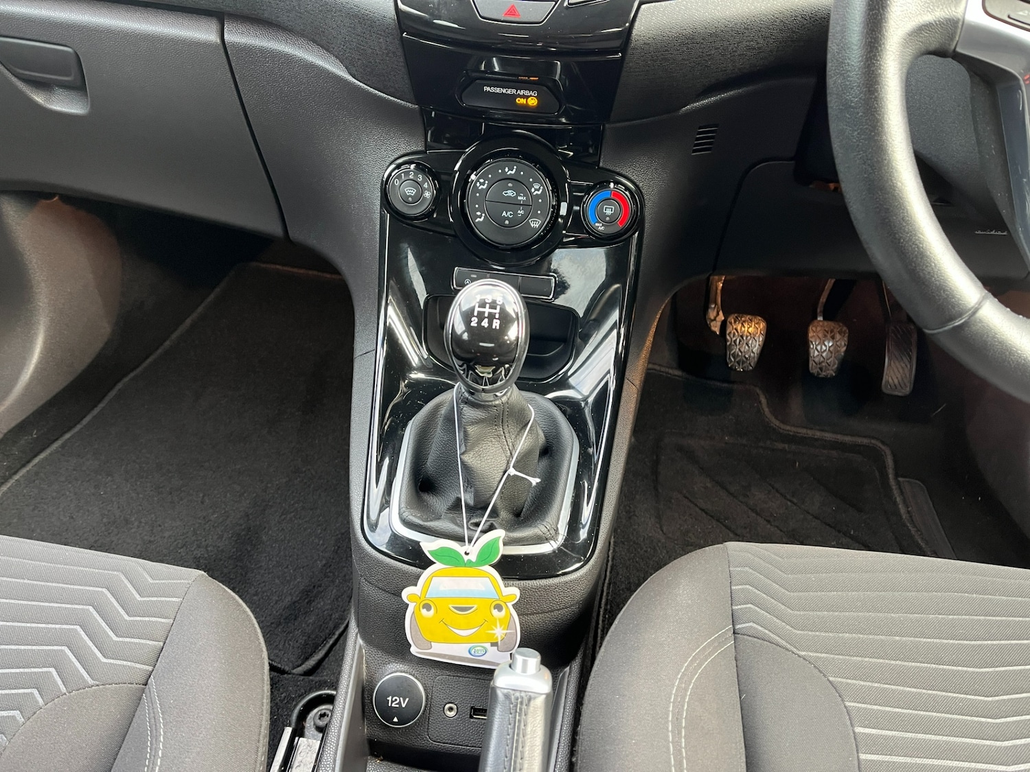 Used Ford Fiesta 2014 for sale - 77240755: Photo 24