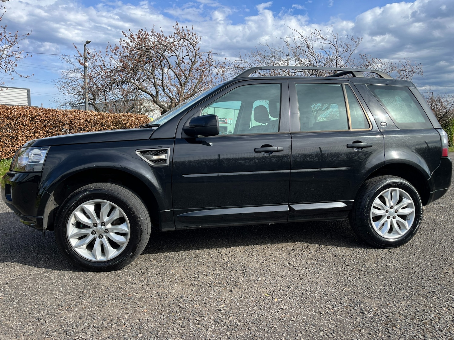 Used Land Rover Freelander 2014 for sale - 78153361: Photo 2