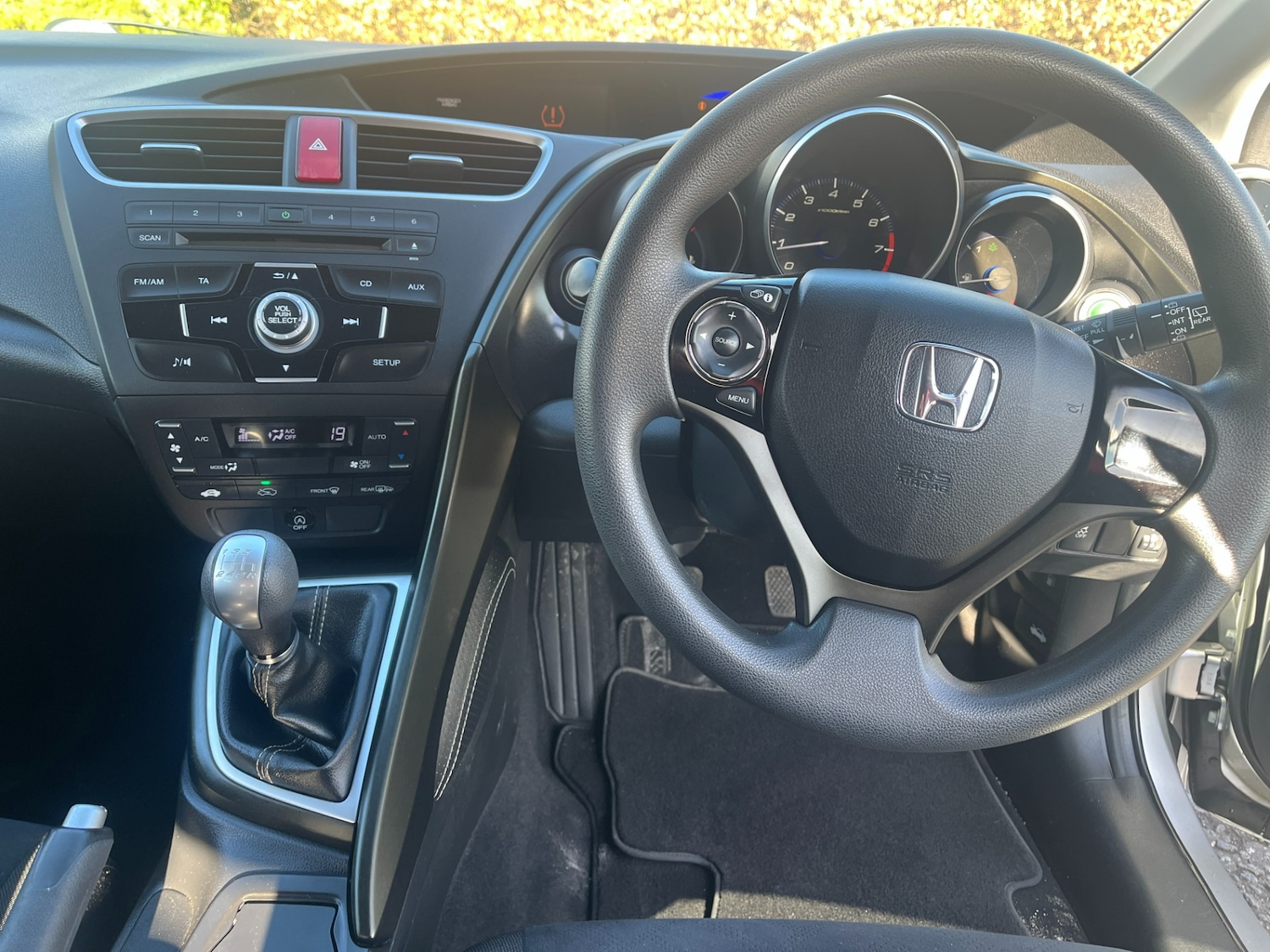Used Honda Civic 2014 for sale - 77974192: Photo 8