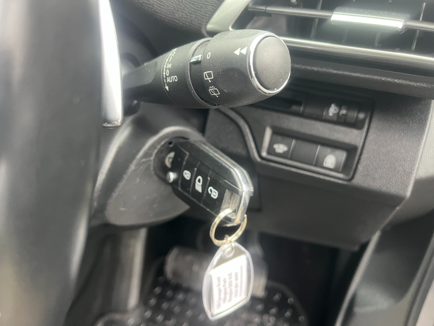 Used Peugeot 5008 2020 for sale - 77997011: Photo 16