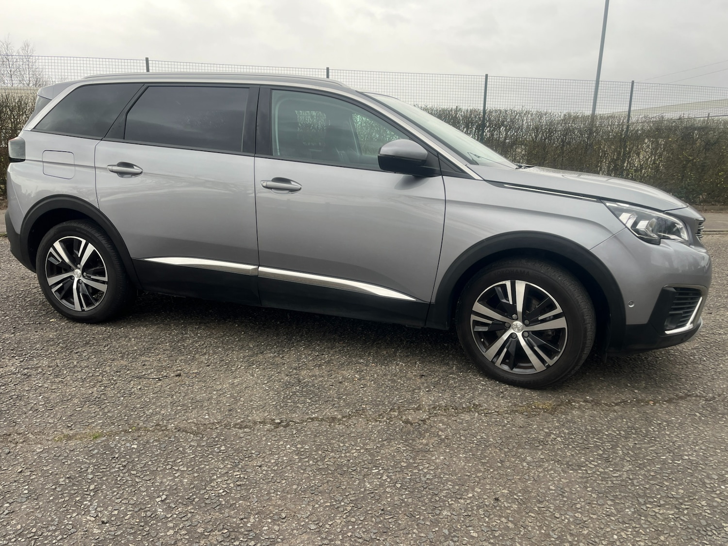 Used Peugeot 5008 2020 for sale - 77997011: Photo 3