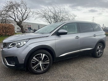 Used Peugeot 5008 2020 for sale - 77997011: Photo