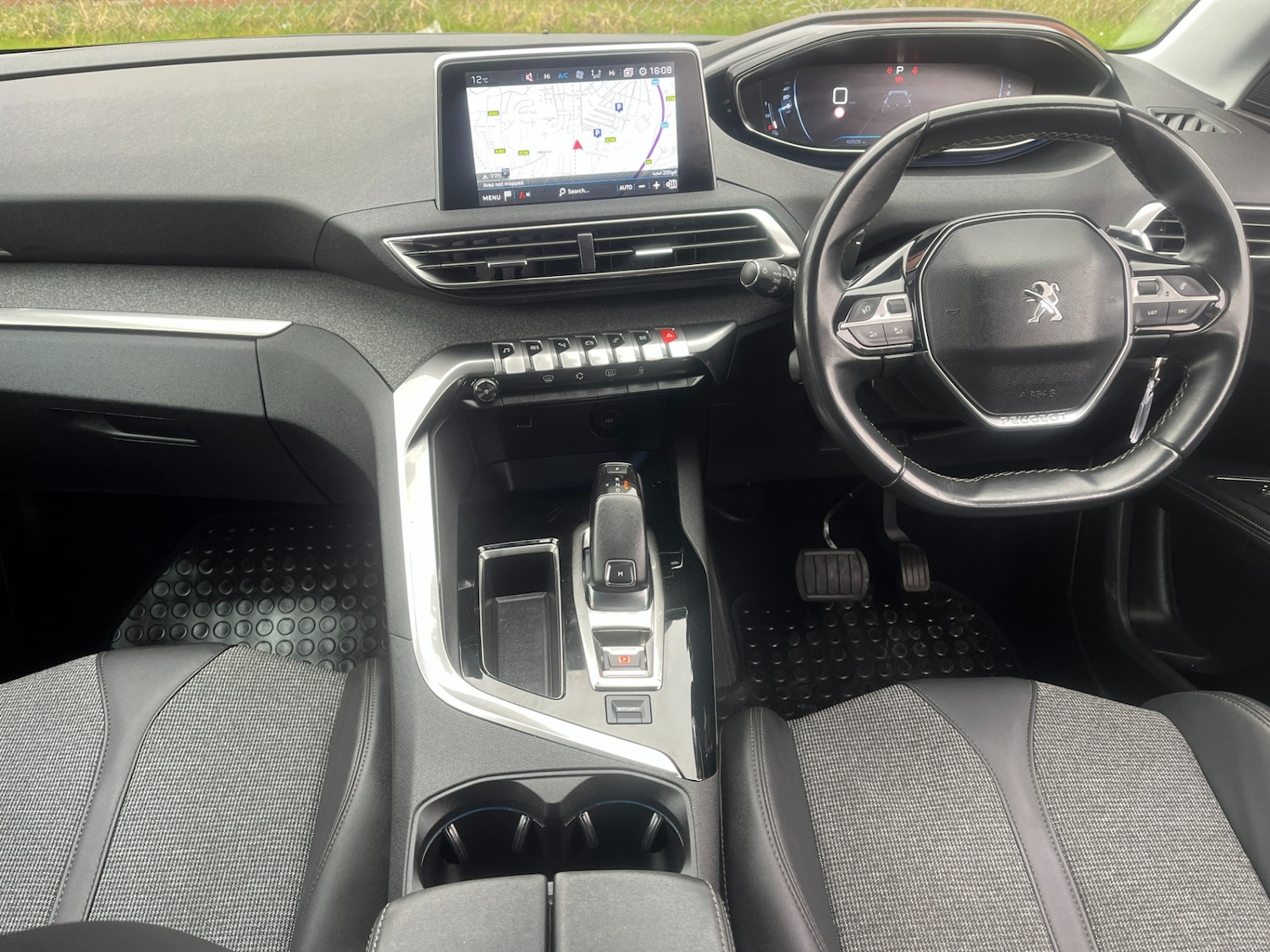 Used Peugeot 5008 2020 for sale - 77997011: Photo 9