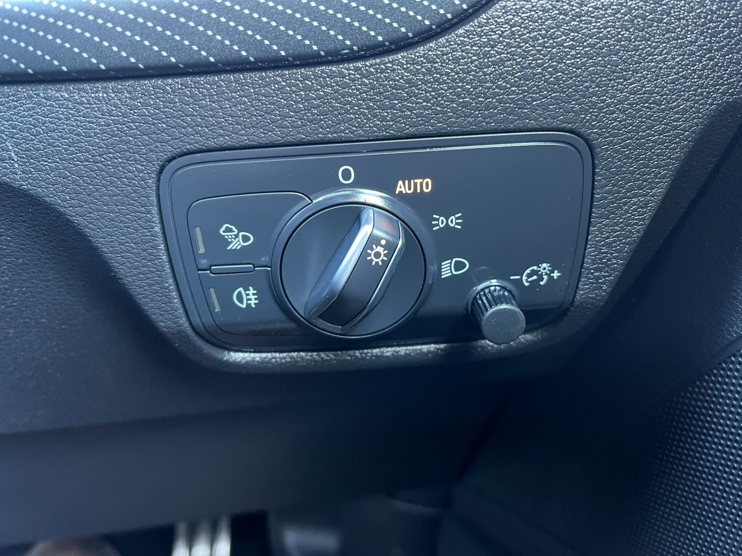 Used Audi Q2 2017 for sale - 77720573: Photo 24