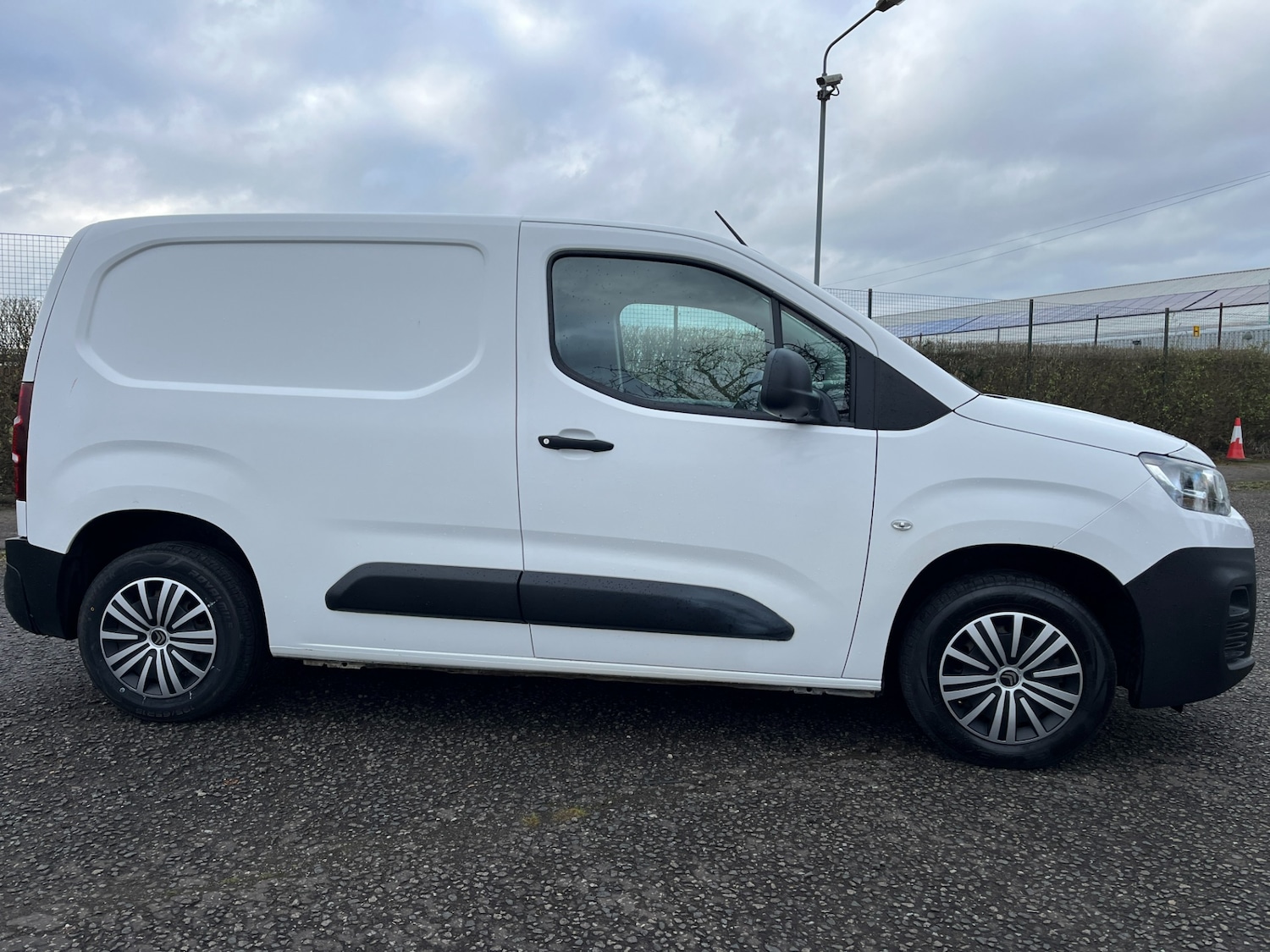 Used Citroen Berlingo 2019 for sale - 77409474: Photo 2