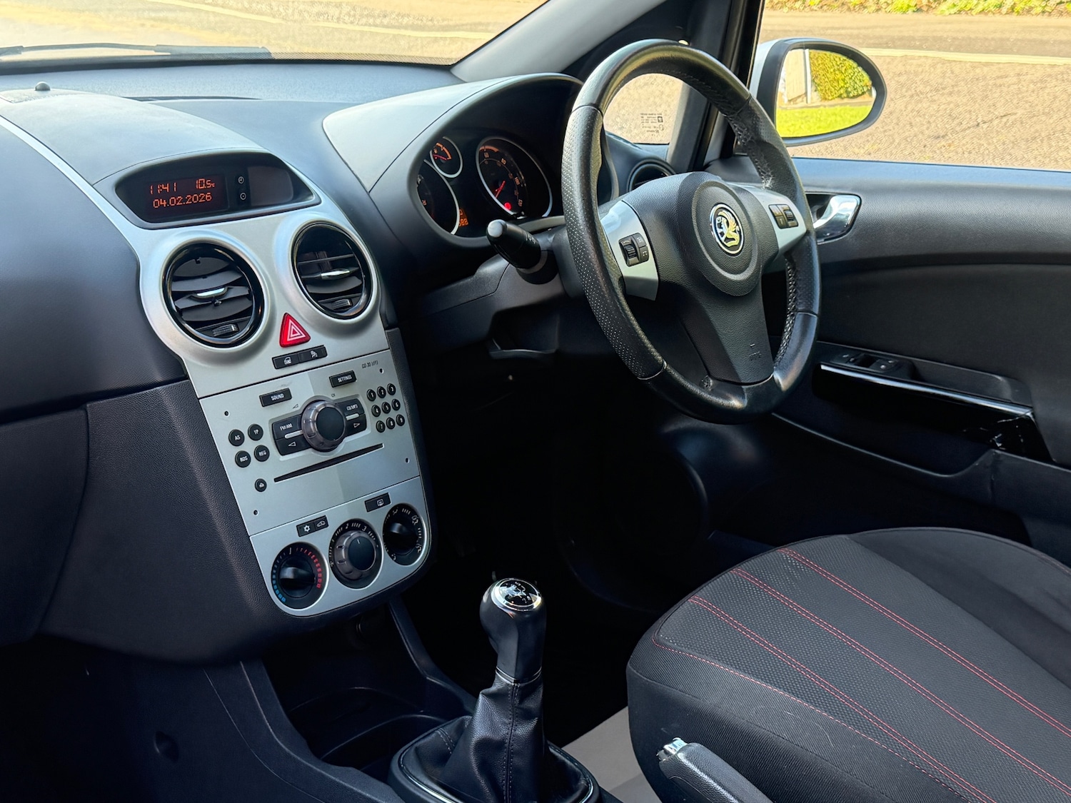 Used Vauxhall Corsa 2009 for sale - 77432901: Photo 31