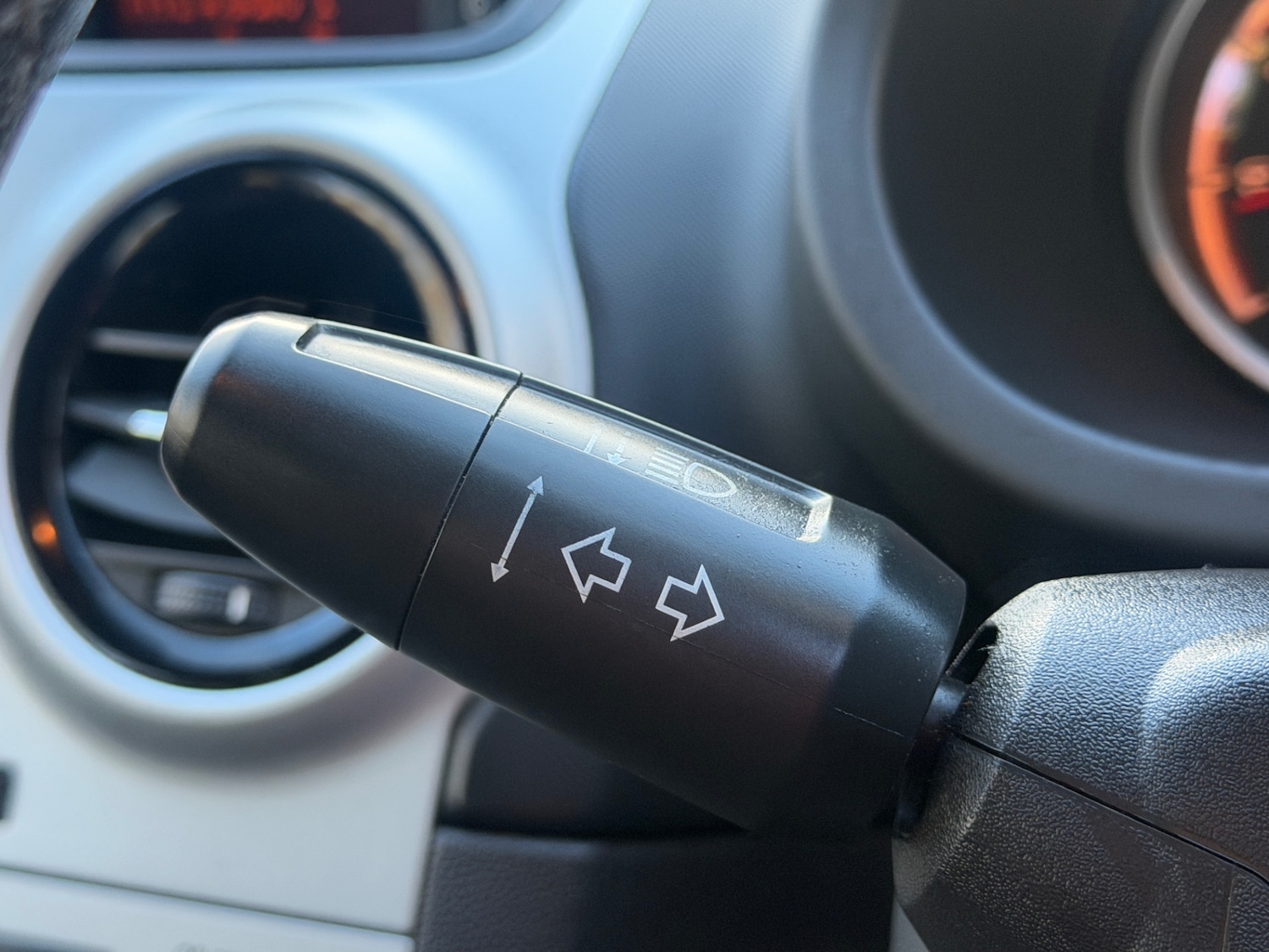 Used Vauxhall Corsa 2009 for sale - 77432901: Photo 34