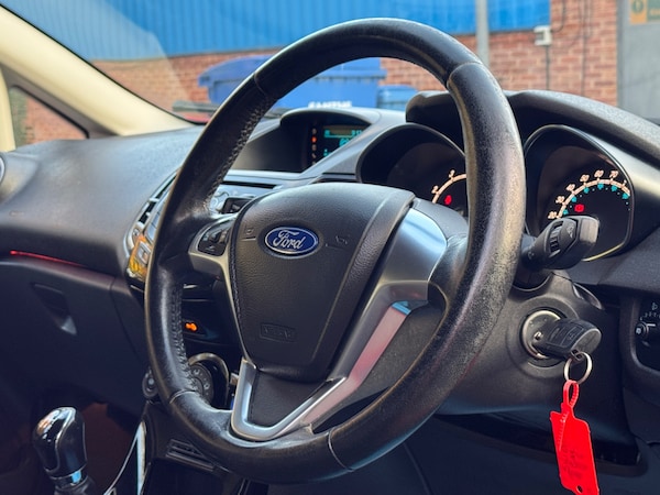 Used Ford Fiesta 2015 for sale - 76237498: Photo 26