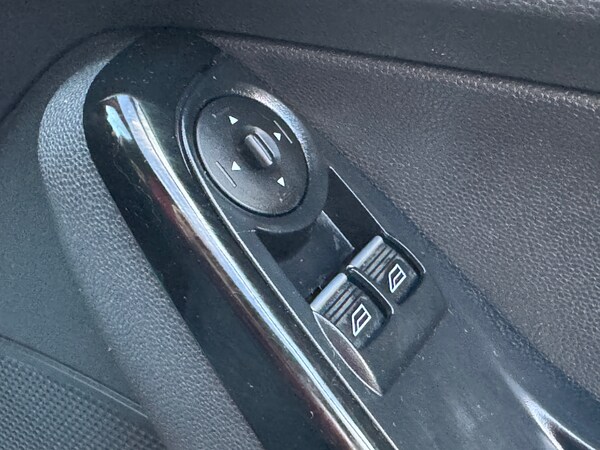 Used Ford Fiesta 2015 for sale - 76237498: Photo 37