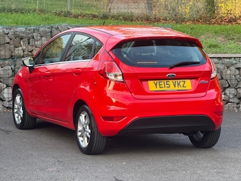 Used Ford Fiesta 2015 for sale - 76237498: Photo 3