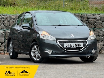 Used Peugeot 208 2013 for sale - 78924524: Photo