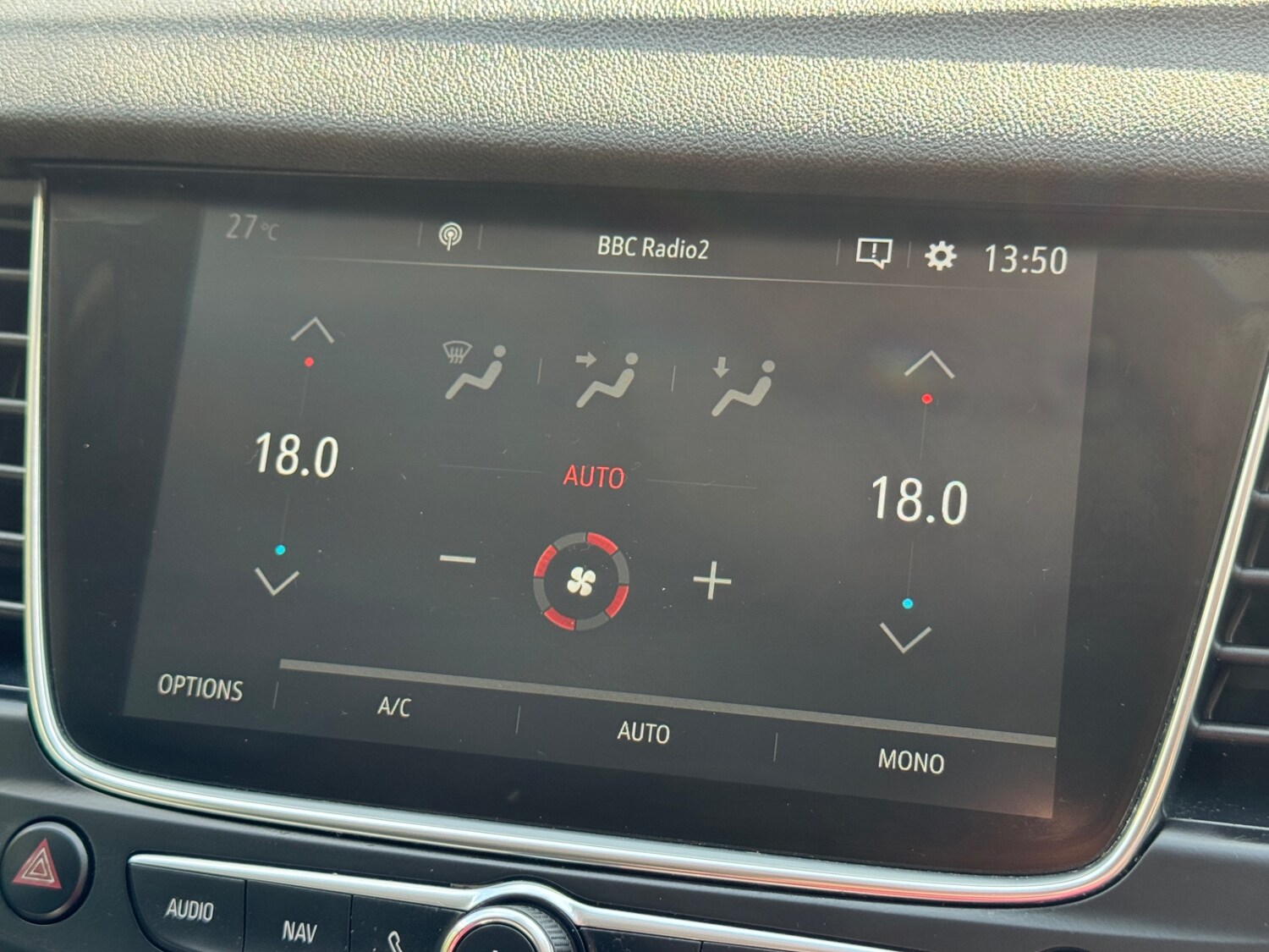 Used Vauxhall Grandland X 2020 for sale - 75816138: Photo 31