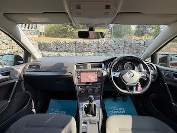 Used Volkswagen Golf 2017 for sale - 79251380: Photo