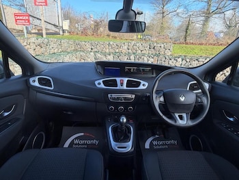 Used Renault Grand Scenic 2010 for sale - 78881912: Photo