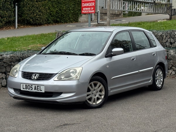 Used Honda Civic 2005 for sale - 76182231: Photo 11