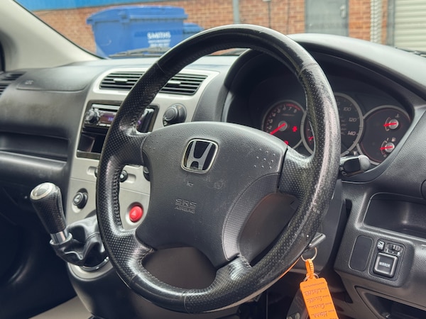 Used Honda Civic 2005 for sale - 76182231: Photo 27