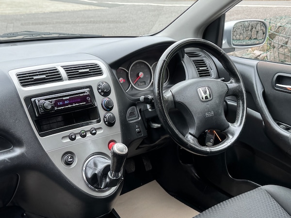 Used Honda Civic 2005 for sale - 76182231: Photo 28
