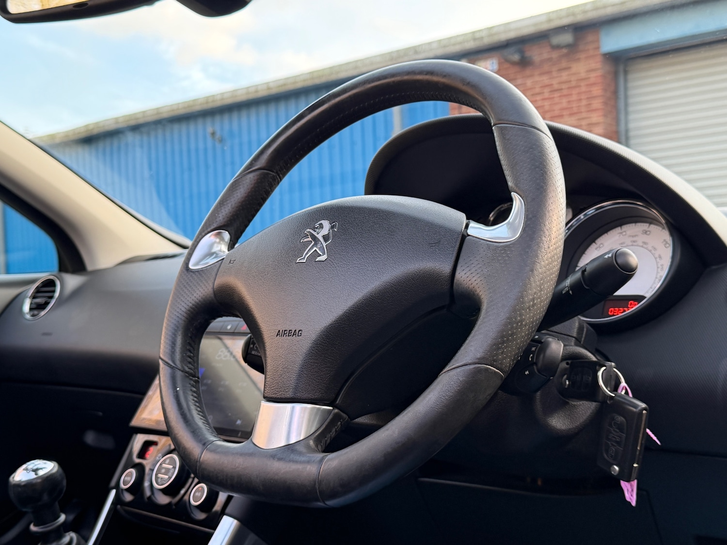 Used Peugeot 308 2013 for sale - 76780420: Photo 31