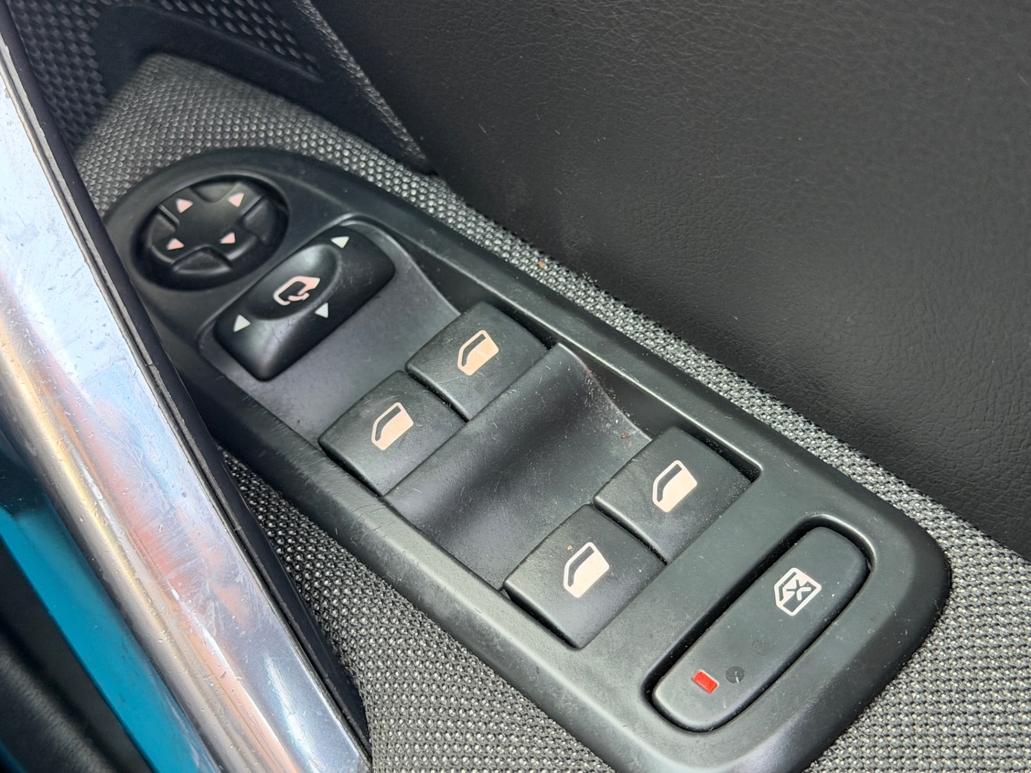 Used Peugeot 308 2013 for sale - 76780420: Photo 41