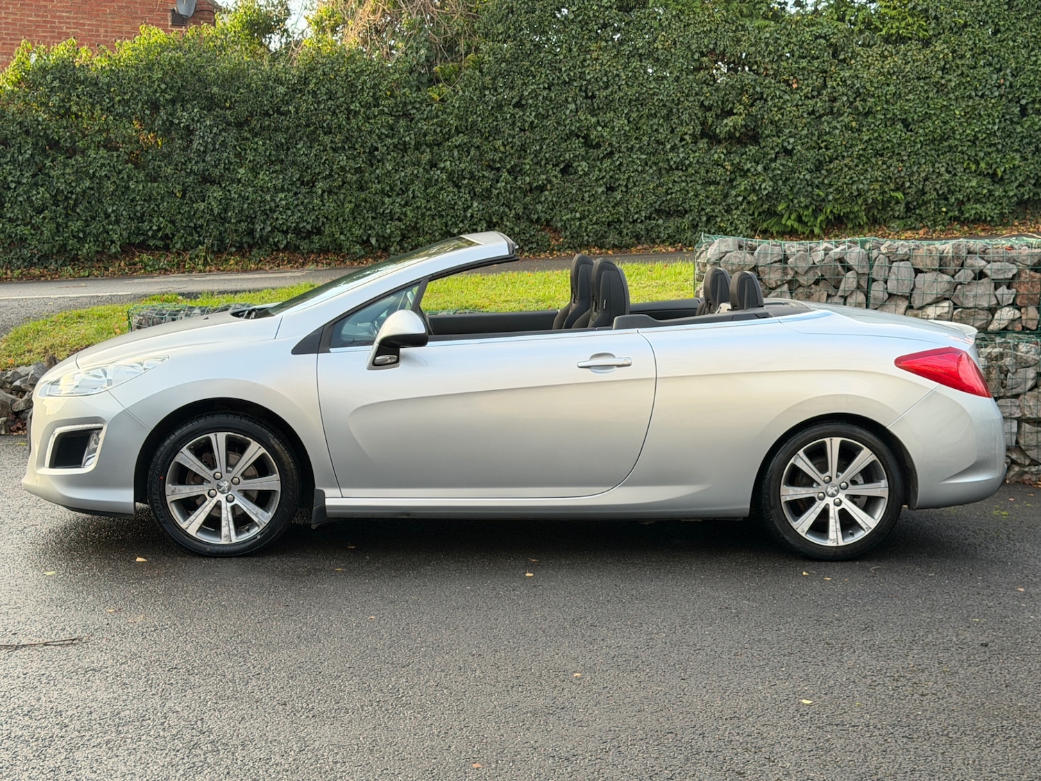 Used Peugeot 308 2013 for sale - 76780420: Photo 5