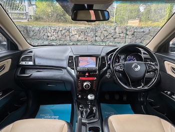 Used Ssangyong Tivoli 2018 for sale - 75580270: Photo