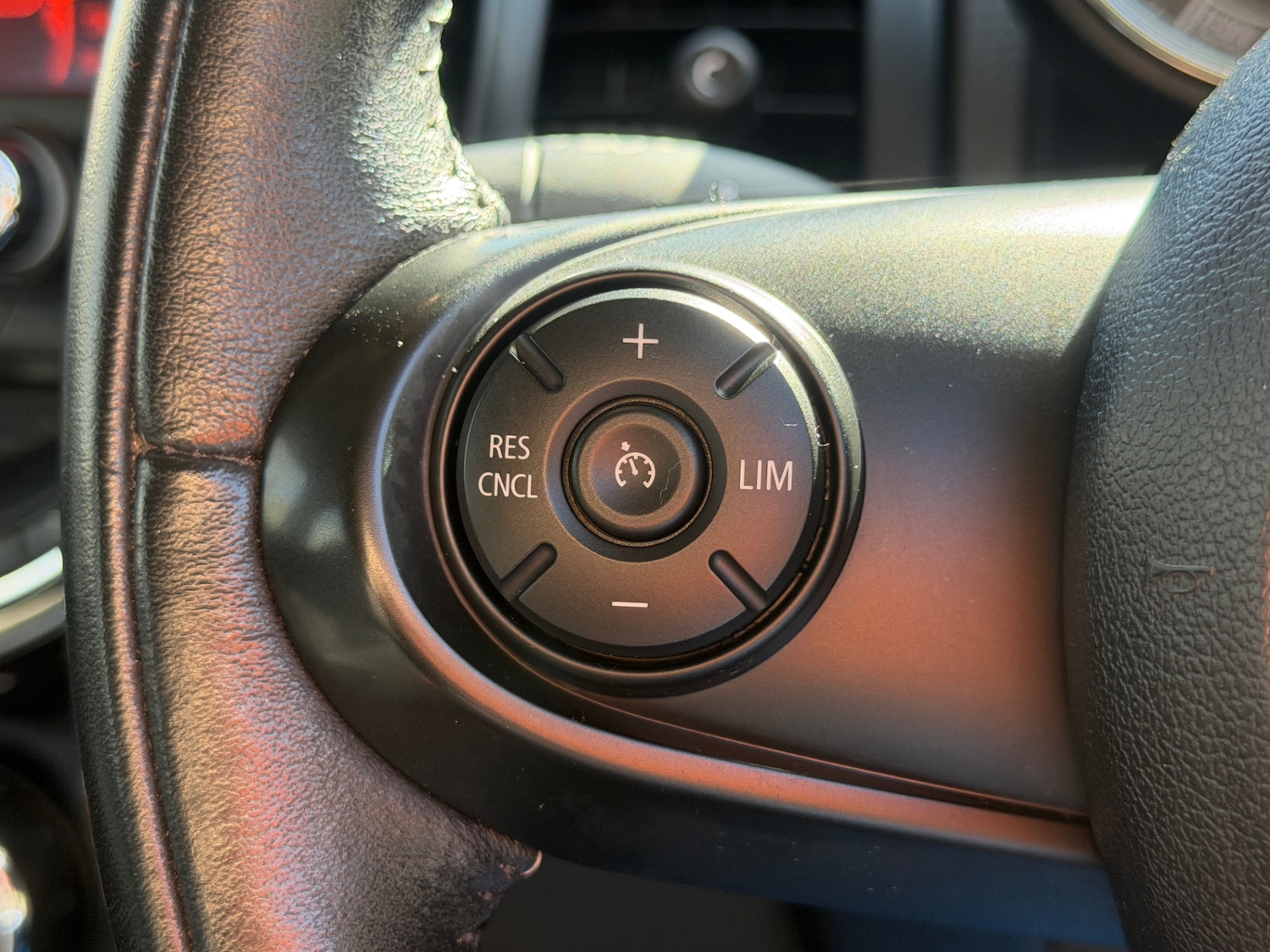 Used MINI Hatch 2015 for sale - 77918060: Photo 36