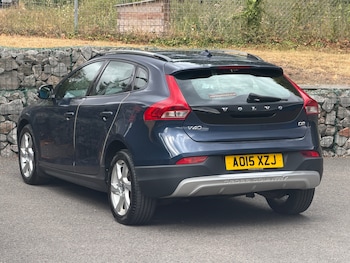 Used Volvo V40 2015 for sale - 79406038: Photo