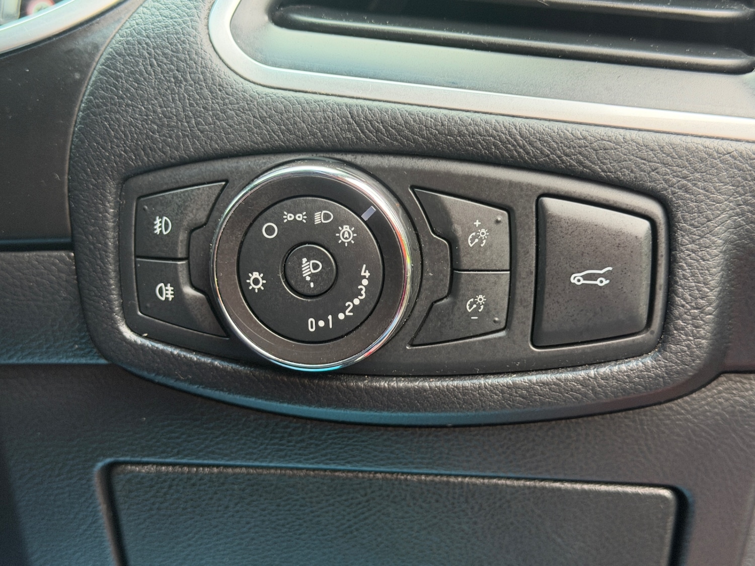 Used Ford Edge 2016 for sale - 77536145: Photo 42