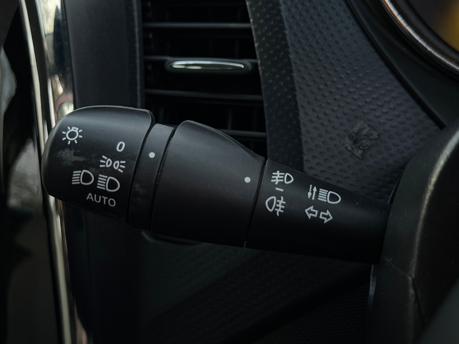 Used Renault Captur 2013 for sale - 76901772: Photo 33