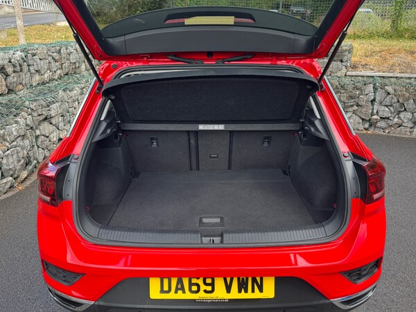 Used Volkswagen T-Roc 2020 for sale - 75566015: Photo 16
