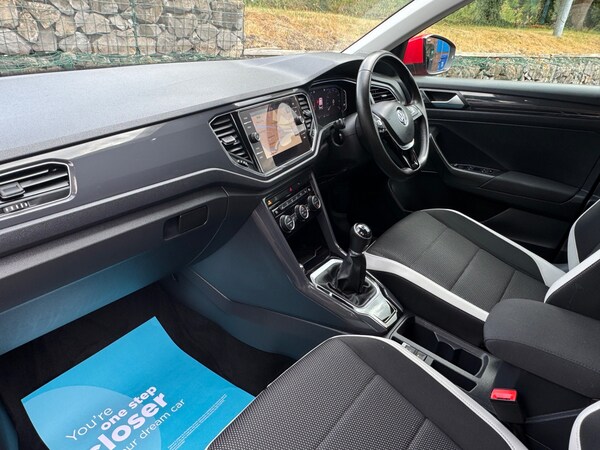 Used Volkswagen T-Roc 2020 for sale - 75566015: Photo 2