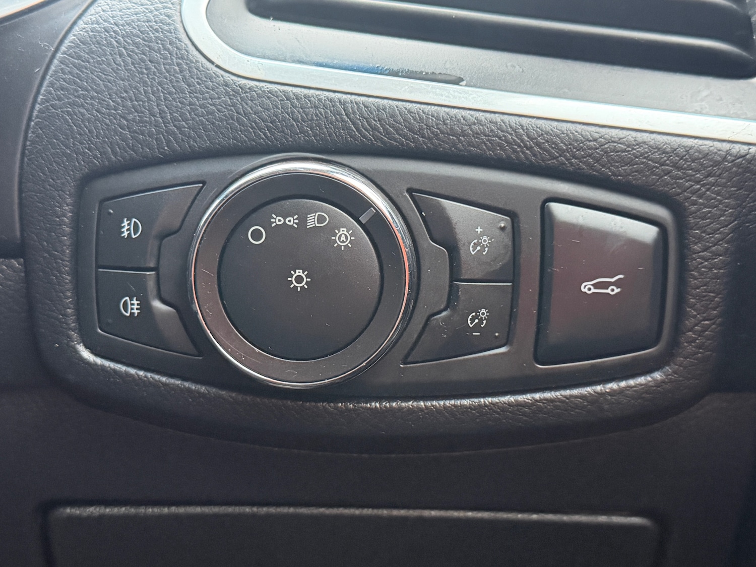 Used Ford Edge 2017 for sale - 76946014: Photo 42