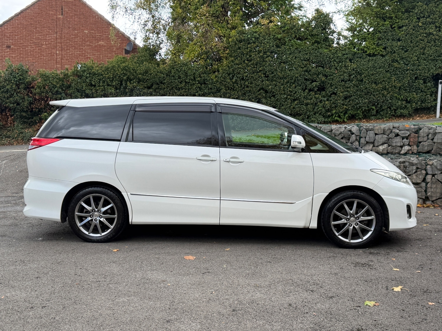 Used Toyota Estima 2023 for sale - 76353720: Photo 15