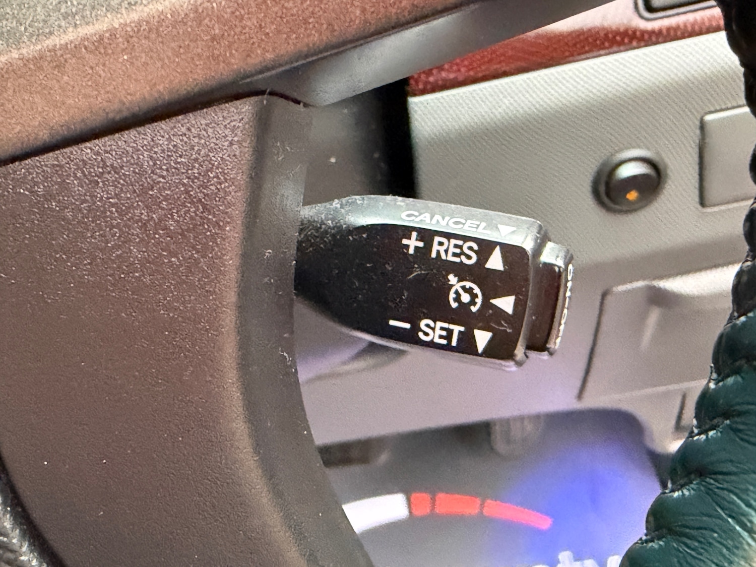 Used Toyota Estima 2023 for sale - 76353720: Photo 34