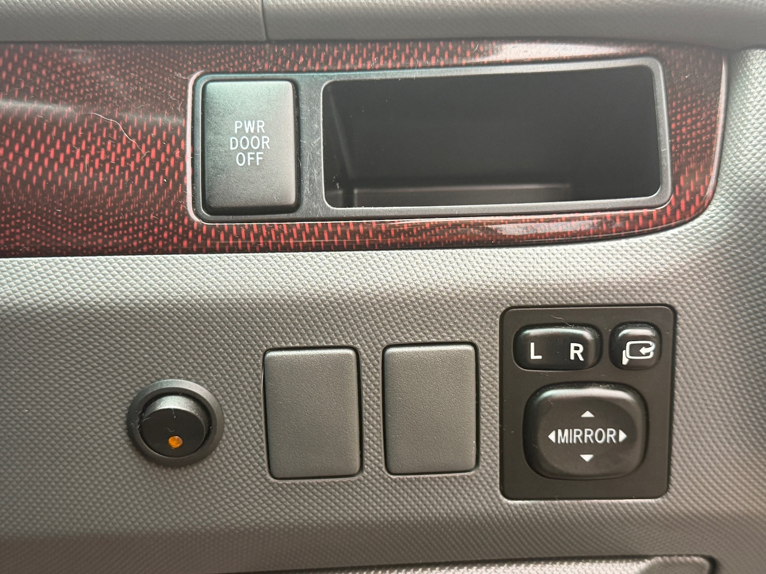 Used Toyota Estima 2023 for sale - 76353720: Photo 35