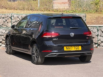 Used Volkswagen Golf 2017 for sale - 79703571: Photo