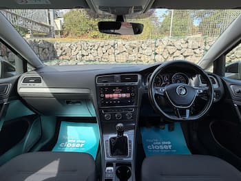Used Volkswagen Golf 2017 for sale - 79703571: Photo