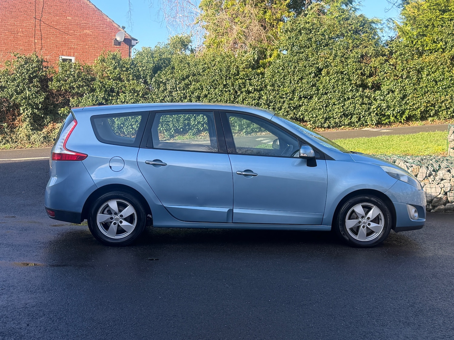 Used Renault Grand Scenic 2010 for sale - 77432266: Photo 15