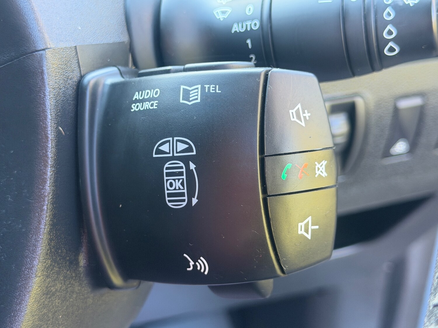 Used Renault Grand Scenic 2010 for sale - 77432266: Photo 38