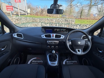 Used Renault Grand Scenic 2010 for sale - 77432266: Photo