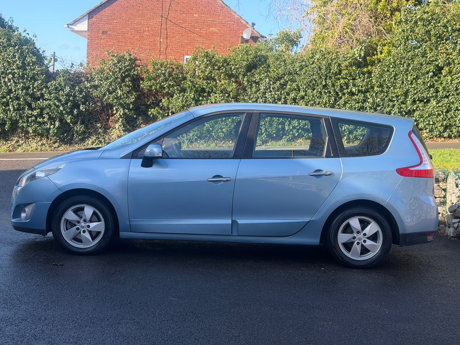 Used Renault Grand Scenic 2010 for sale - 77432266: Photo 5